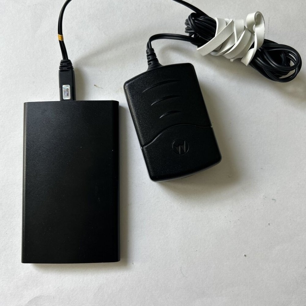 WIRELESS GEAR 4000mAh Portable Phone Charger Lithium Ion Battery Power Bank USB